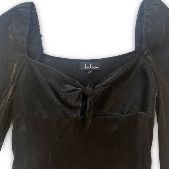 Lulu’s Long Sleeve Shiny Sleek Top - Picture 4 of 7